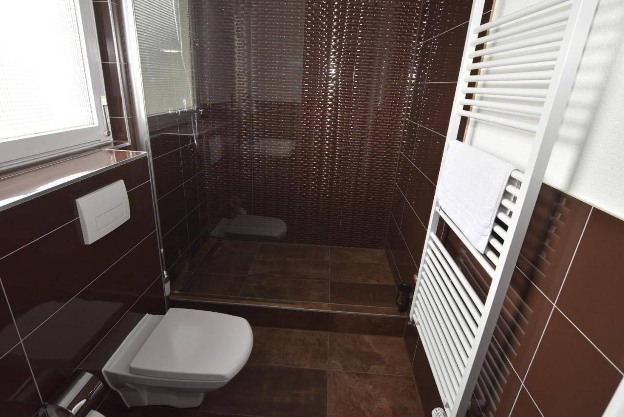 Nuertingen Zimmer Ngoại thất bức ảnh